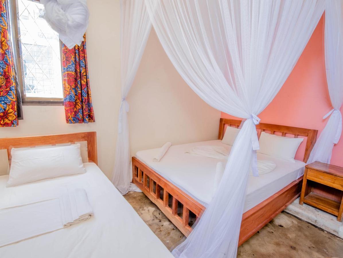 The Slow Leopard Dar es Salaam Exterior foto